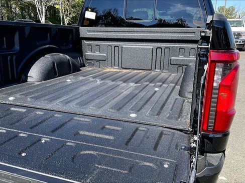 New 2026 Ford F150 XLT w/ Equipment Group 302A MID image 18