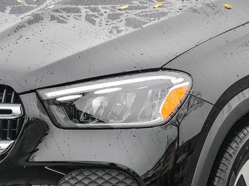 Certified 2025 Mercedes-Benz GLE 350 4MATIC image 8