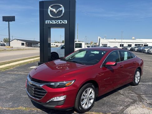 Used 2020 Chevrolet Malibu LT image 3