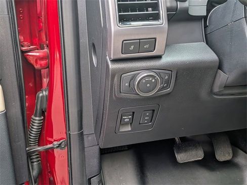 Used 2021 Ford Expedition Platinum image 15