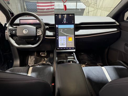 Used 2023 Fisker Ocean Extreme image 13