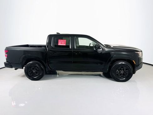 Certified 2024 Nissan Frontier SV image 10