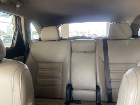 Used 2018 Kia Sorento EX image 3