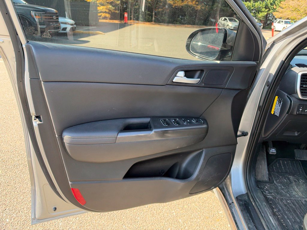 Used 2021 Kia Sportage S FWD image 10