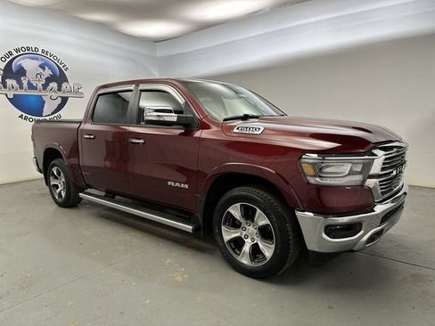 Used 2019 RAM 1500 Laramie AWD/4WD image 13