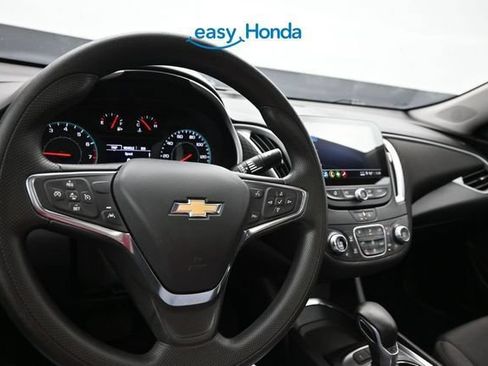 Used 2024 Chevrolet Malibu LT FWD image 10