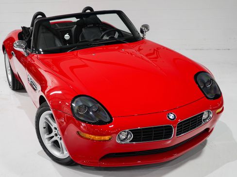 Used 2001 BMW Z8 RWD image 5