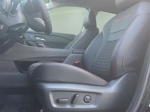 New 2026 Nissan Rogue SV AWD/4WD image 23