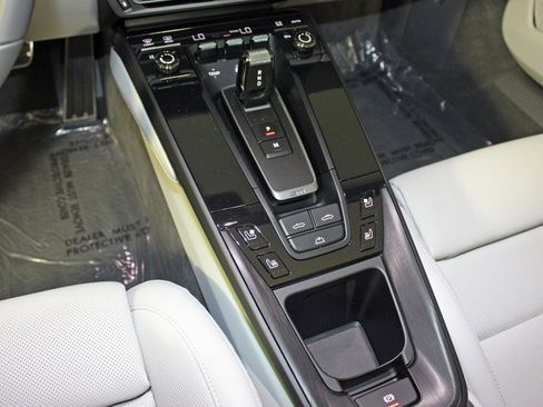 Used 2024 Porsche 911 Carrera GTS image 32