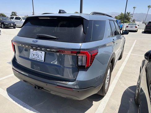 Used 2026 Ford Explorer Active RWD image 7