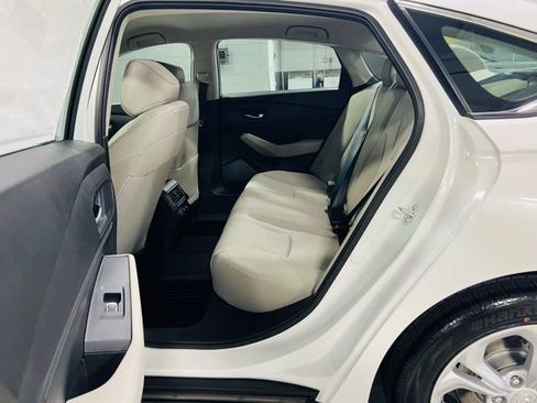 New 2026 Honda Accord LX image 25