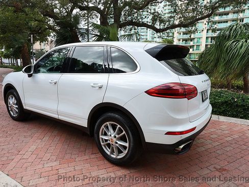 Used 2016 Porsche Cayenne image 73
