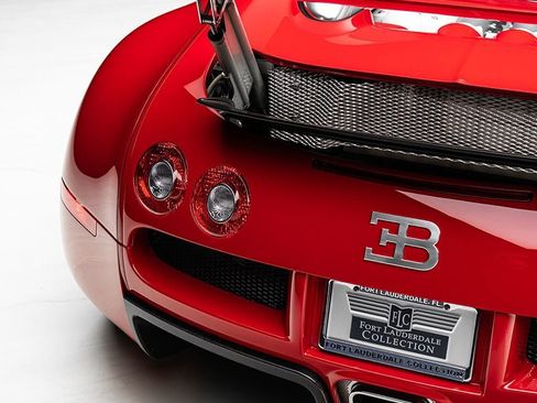 Used 2008 Bugatti Veyron AWD/4WD image 16