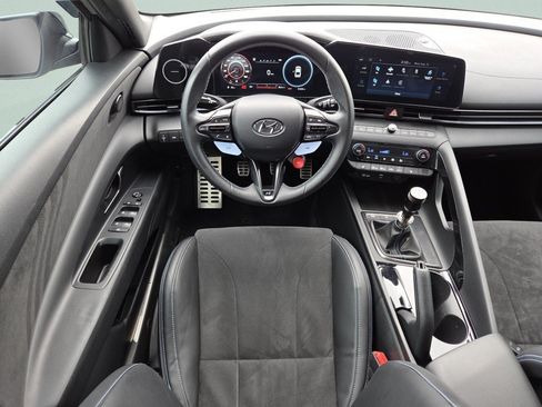 Used 2023 Hyundai Elantra N FWD image 4