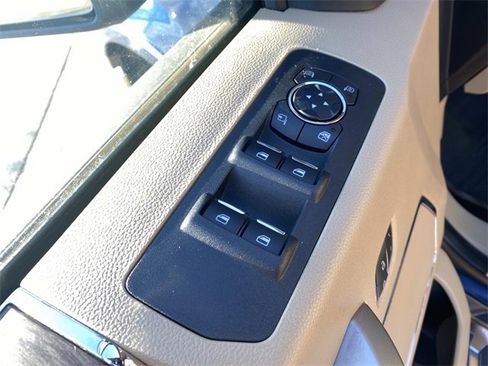 Certified 2019 Ford F150 Lariat w/ FX4 Off-Road Package image 19