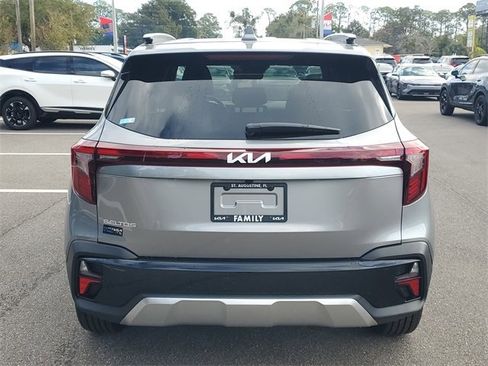 New 2026 Kia Seltos EX image 5