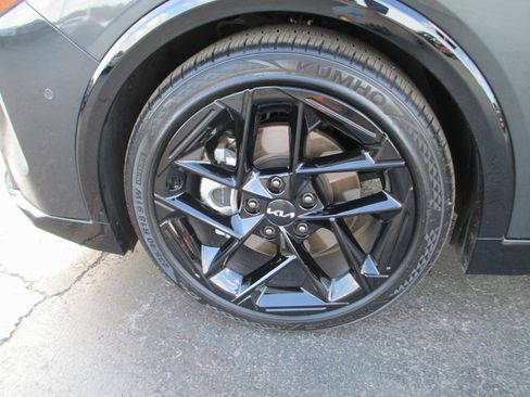 Used 2025 Kia K4 GT-Line Turbo image 12