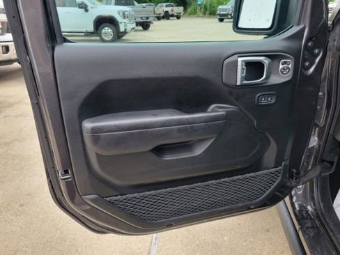 Used 2025 Jeep Wrangler Unlimited Sport S 4xe AWD/4WD image 22