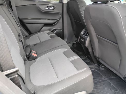 Used 2024 Chevrolet Blazer LT w/ Convenience Package FWD image 27