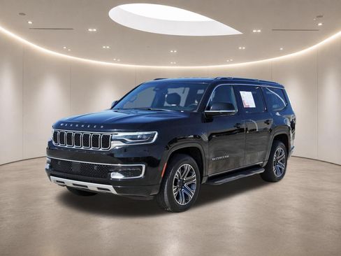 Used 2024 Jeep Wagoneer Series II AWD/4WD image 3