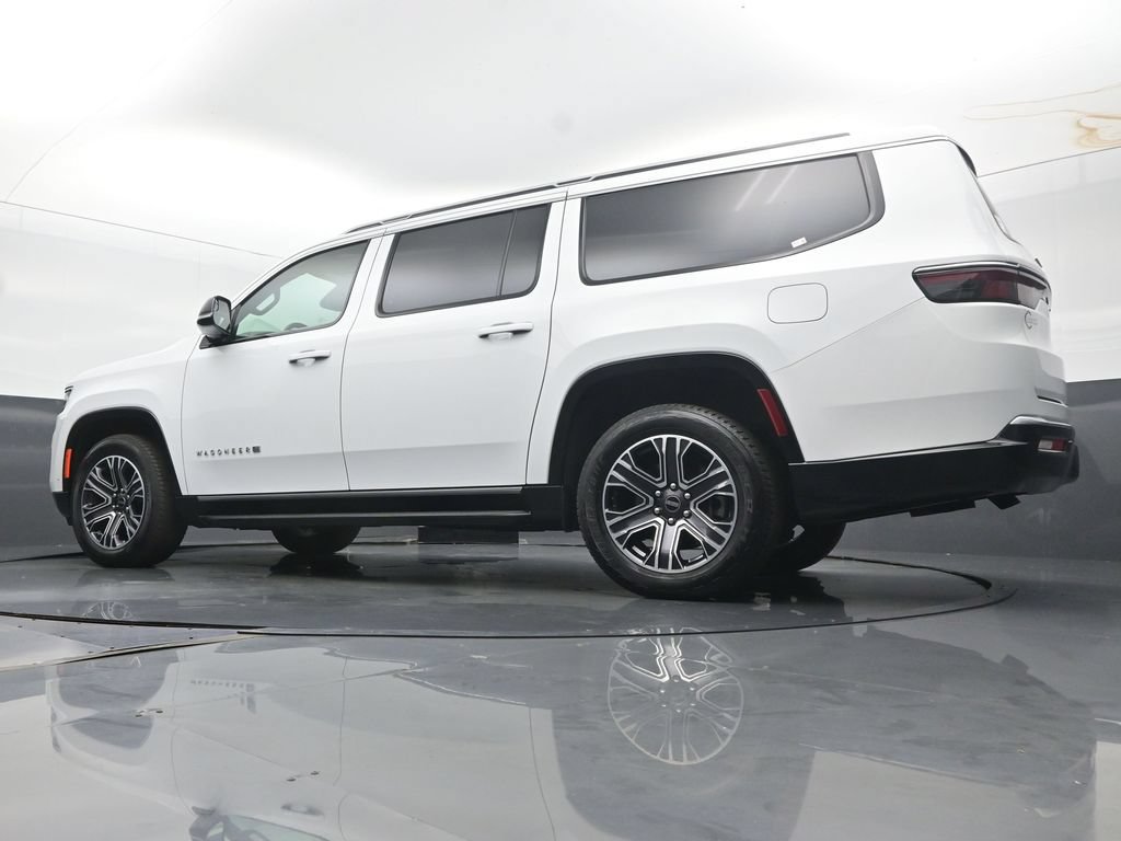 Used 2025 Jeep Wagoneer L 4WD image 53
