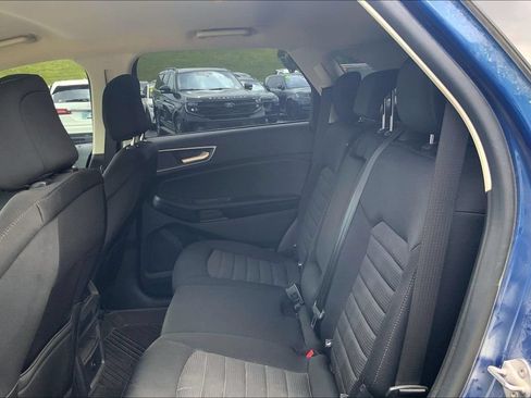 Used 2023 Ford Edge SEL AWD/4WD image 9