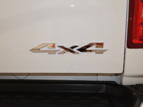 Used 2024 RAM 3500 Laramie w/ Towing Technology Group AWD/4WD image 37