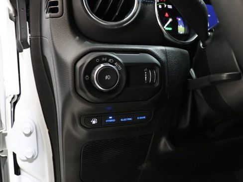 Used 2023 Jeep Wrangler Unlimited Rubicon 4xe w/ Safety Group AWD/4WD image 21