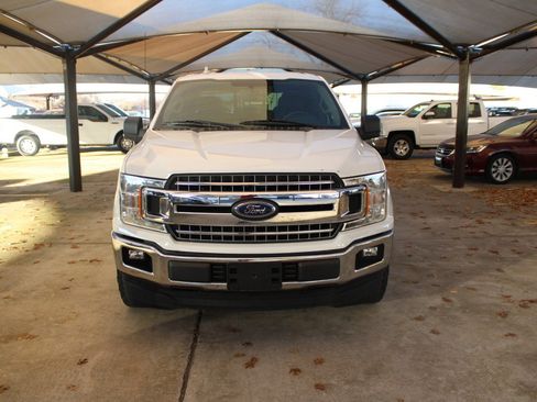 Used 2018 Ford F150 XLT w/ Equipment Group 302A Luxury image 2