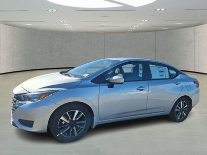 New 2025 Nissan Versa SV w/ Trunk Package