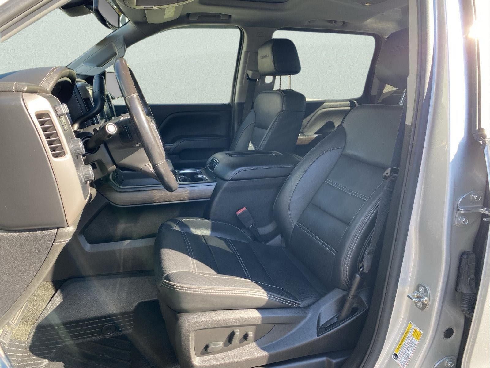 Used 2018 GMC Sierra 1500 Denali w/ Denali Ultimate Package AWD/4WD image 10