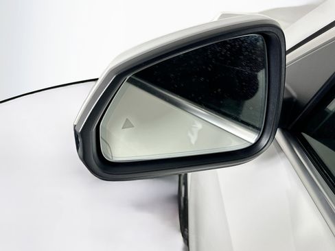 Used 2025 BMW X1 xDrive28i image 16