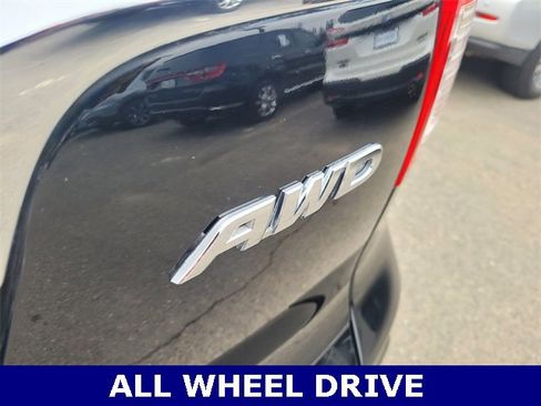 Used 2016 Honda CR-V LX image 12