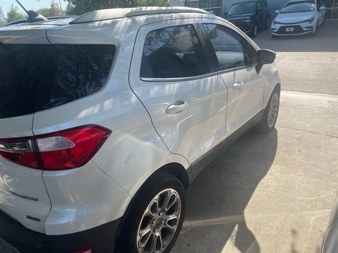 Used 2018 Ford EcoSport Titanium FWD image 6