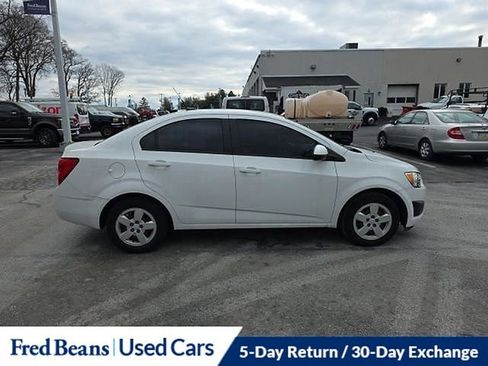 Used 2014 Chevrolet Sonic LS image 15