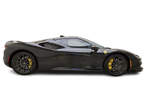 Used 2022 Ferrari SF90 Stradale AWD/4WD image 6