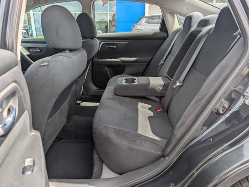 Used 2015 Nissan Altima 2.5 SV FWD image 15