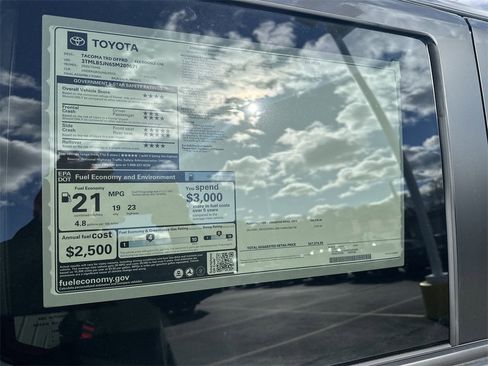 New 2025 Toyota Tacoma TRD Off-Road image 24