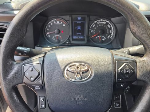 Used 2019 Toyota Tacoma SR w/ SR Convenience Package RWD image 21