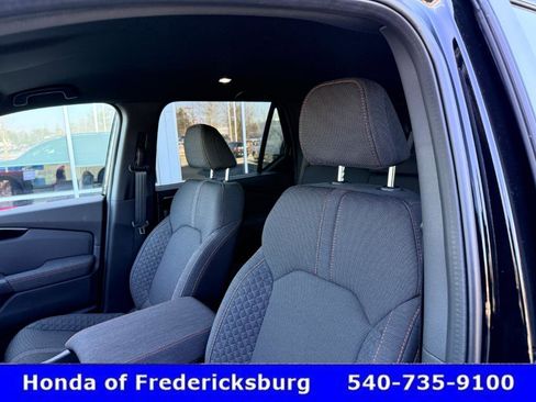 Certified 2025 Honda Pilot Sport image 32