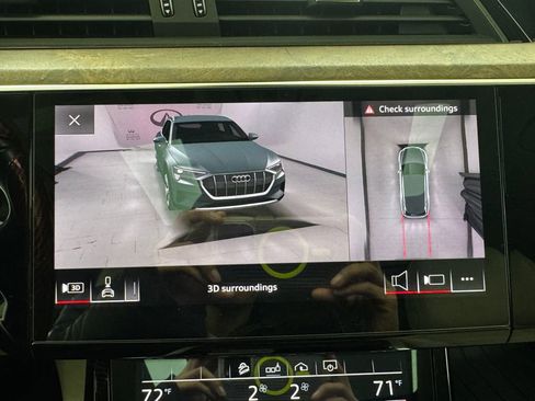 Used 2019 Audi e-tron Premium Plus image 24