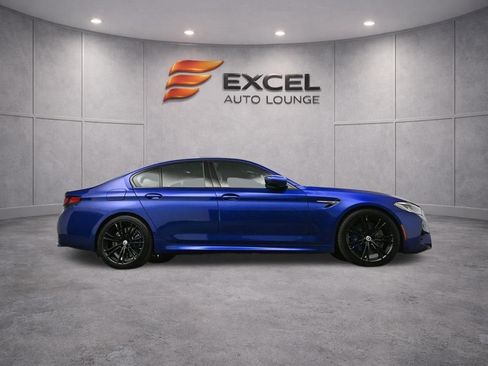 Used 2022 BMW M5 w/ Executive Package image 57