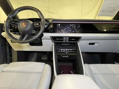 Certified 2026 Porsche Macan 4 Electric AWD/4WD image 26