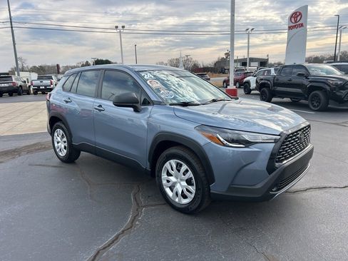 Used 2024 Toyota Corolla Cross L image 20