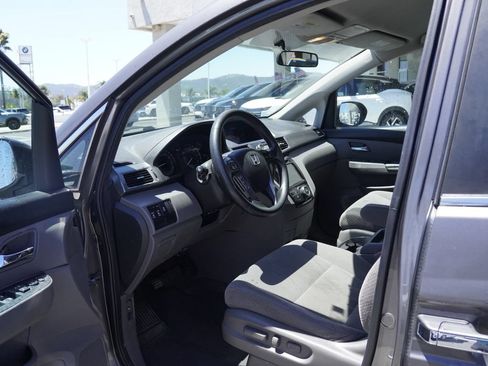 Used 2015 Honda Odyssey EX image 20