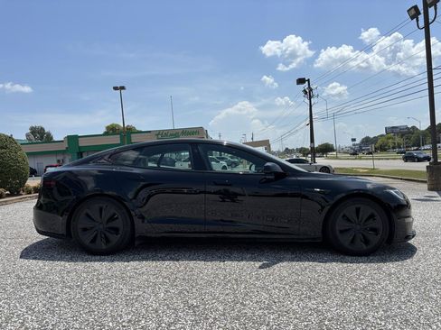 Used 2022 Tesla Model S AWD/4WD image 6
