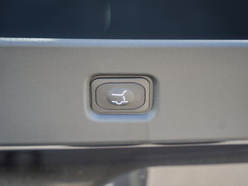 New 2026 Ford Expedition Active image 14