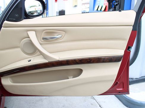 Used 2011 BMW 335i Sedan image 42