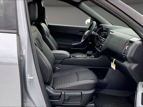 New 2026 Nissan Pathfinder Rock Creek w/ Rock Creek Premium Package AWD/4WD image 10