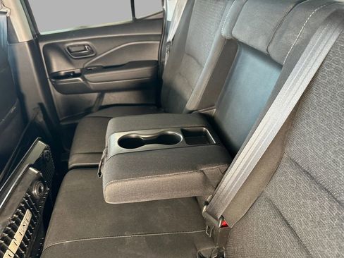 Used 2025 Honda Ridgeline Sport image 17